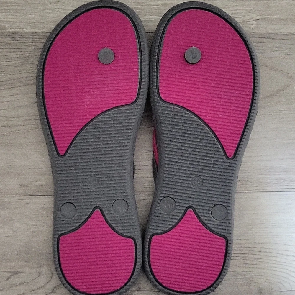 Vovea Womens 39 Floral Flip Flop Sandals Double Strap Grey Pink Cushioned‎